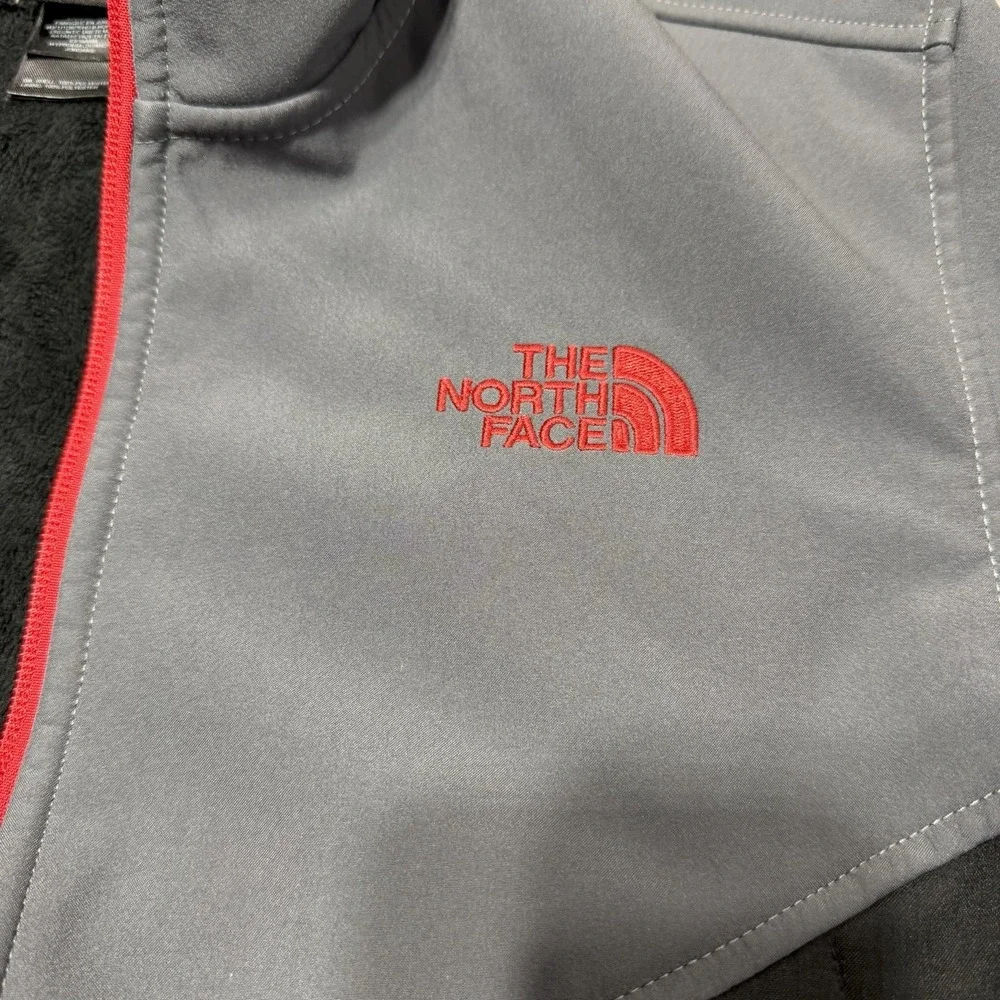 The North Face Soft Shell Jacket Mens Medium Gray Red Full Zip Fleece Lined